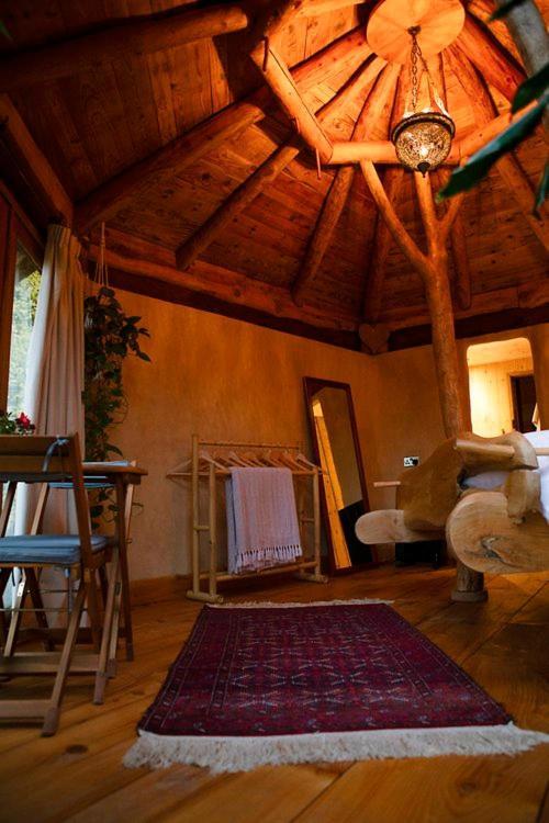 Chalet Little Hollows Glamping *