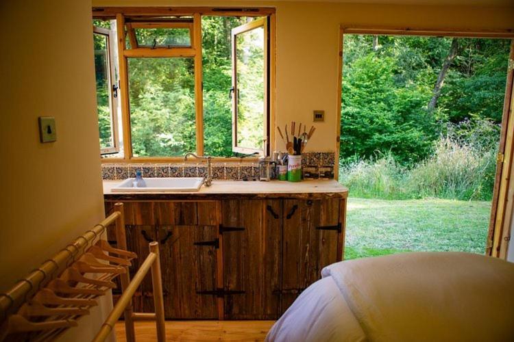 Little Hollows Glamping Little Malvern